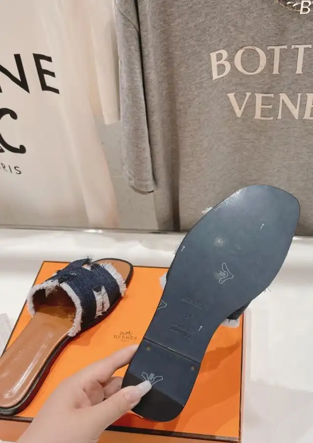 hype Hermes Slippers