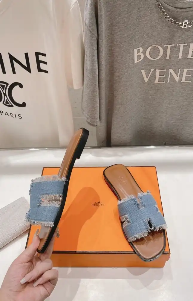 hype Hermes Slippers