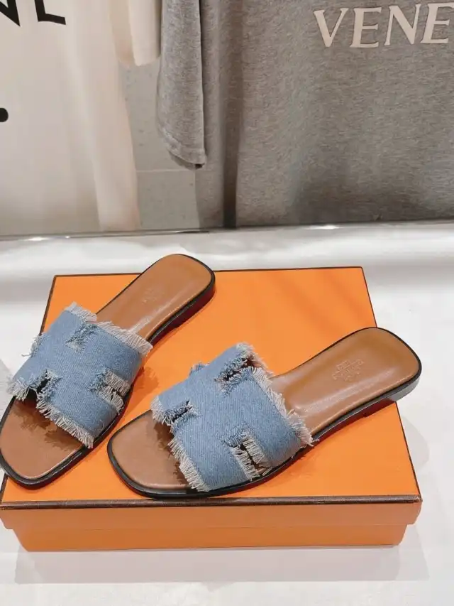 hype Hermes Slippers