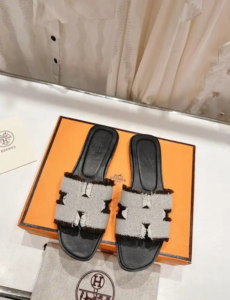 hype Hermes Slippers