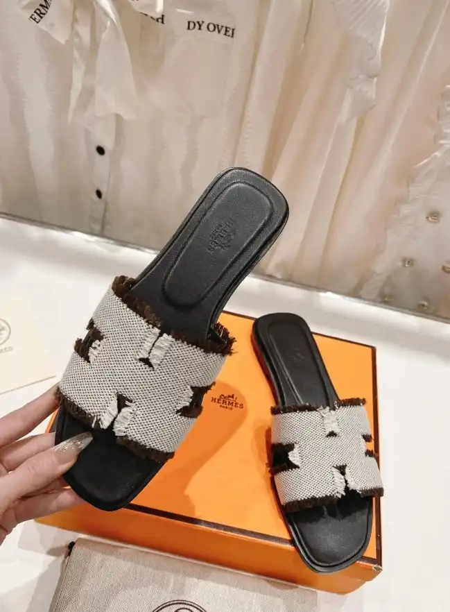 hype Hermes Slippers