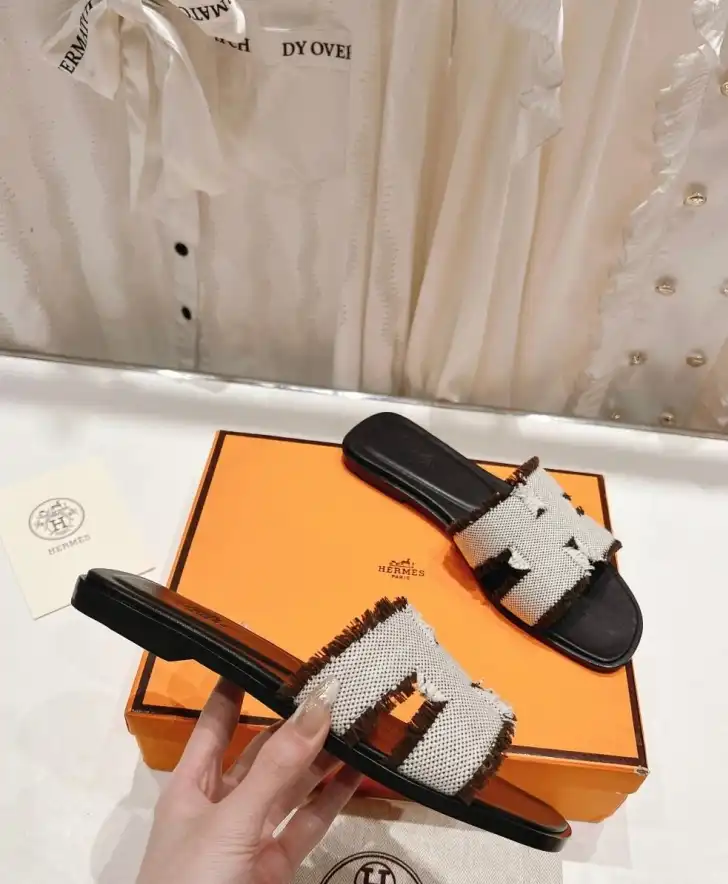 hype Hermes Slippers