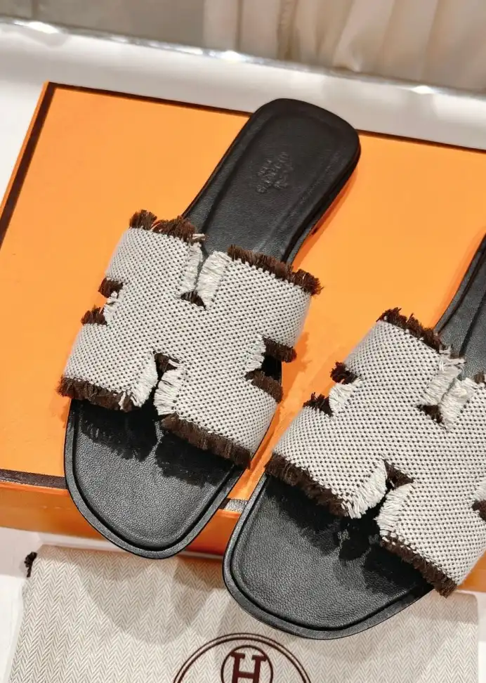 hype Hermes Slippers