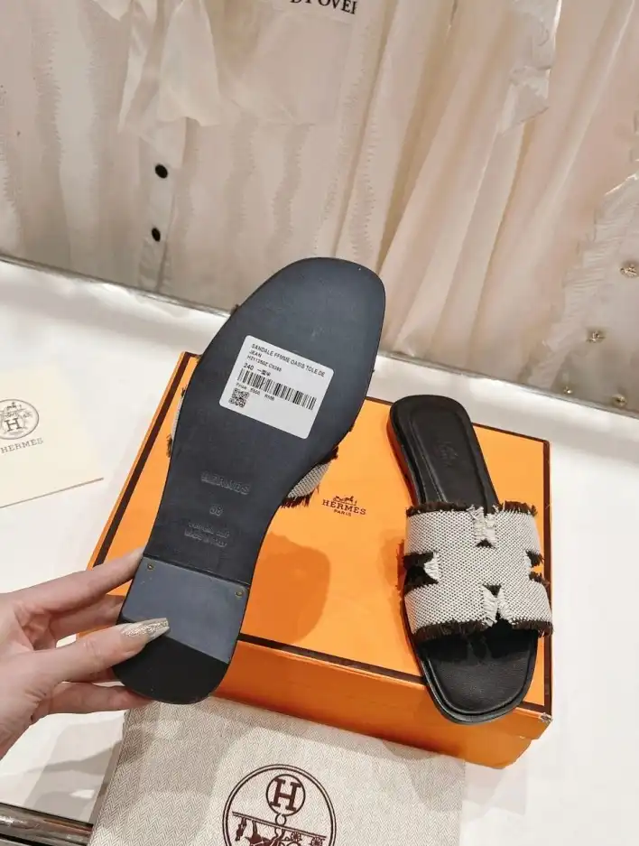 hype Hermes Slippers