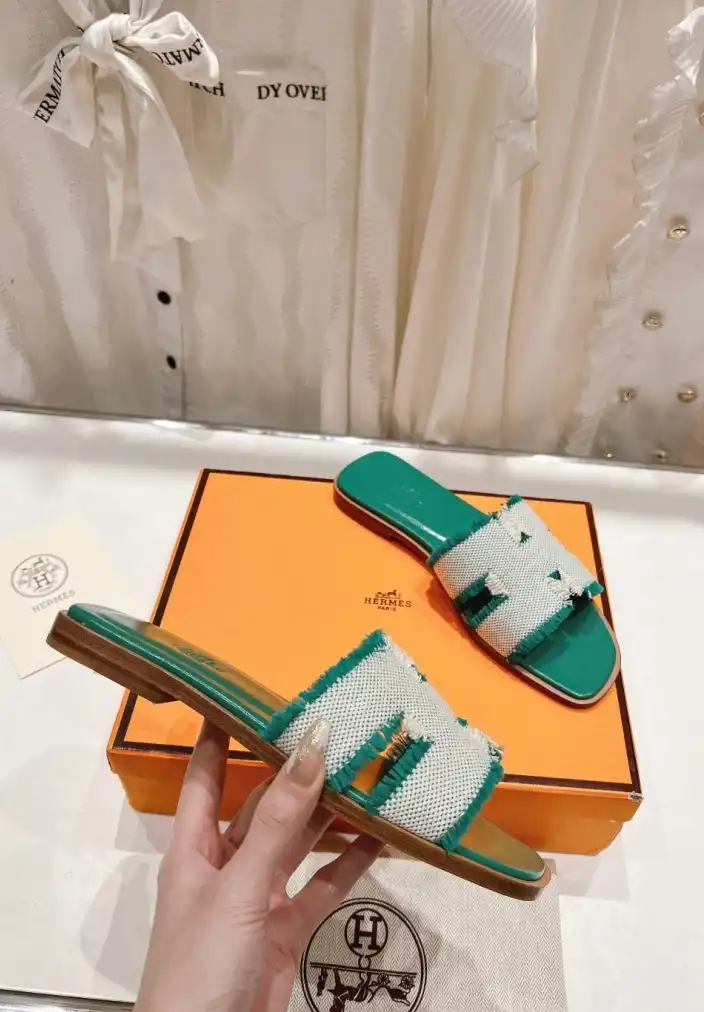 hype Hermes Slippers