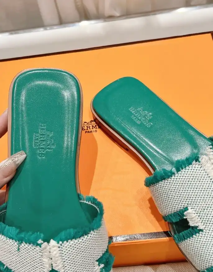 hype Hermes Slippers