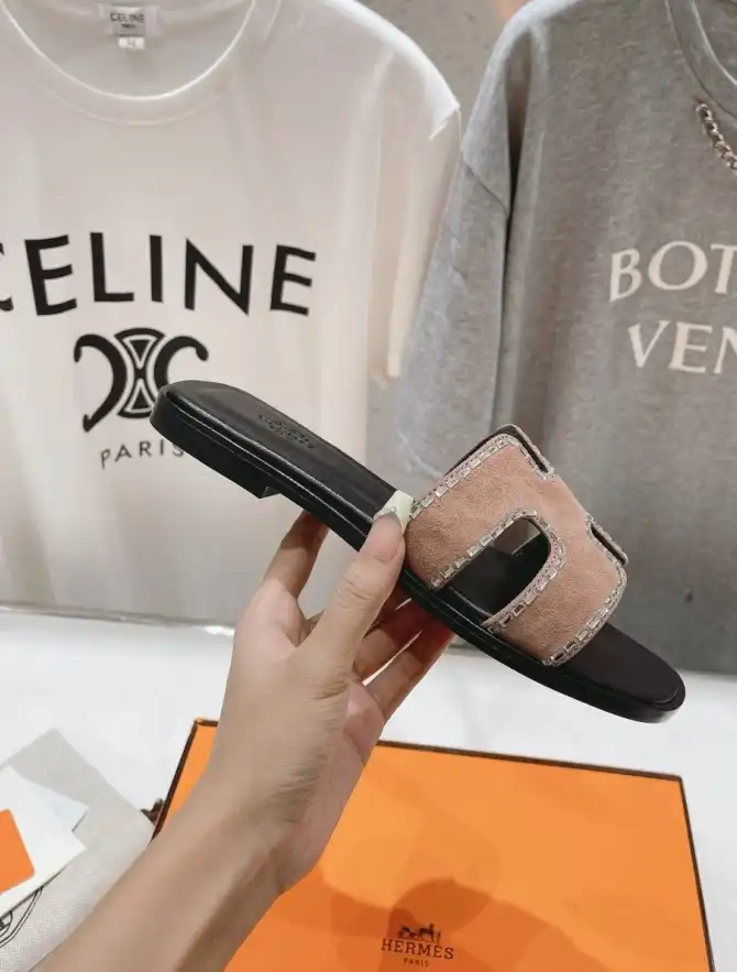 hype Hermes Slippers