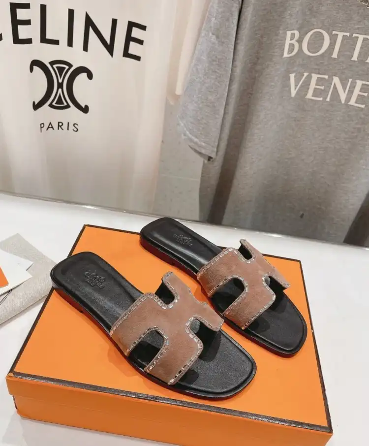 hype Hermes Slippers