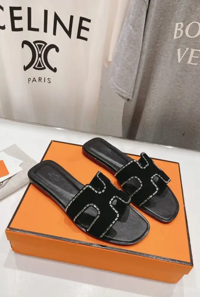 hype Hermes Slippers