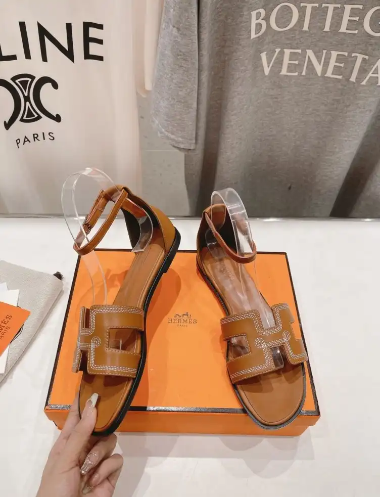 hype Hermes Slippers