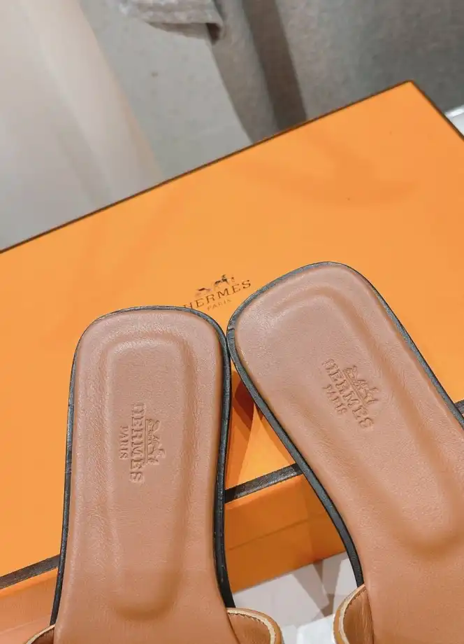 hype Hermes Slippers