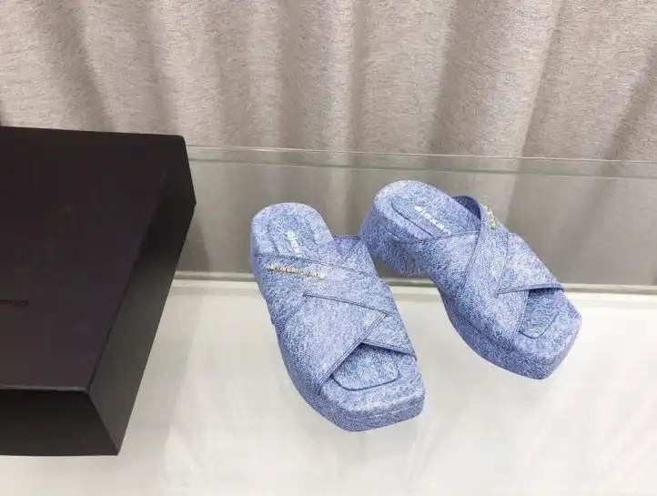 hype Alexander Wang Slippers