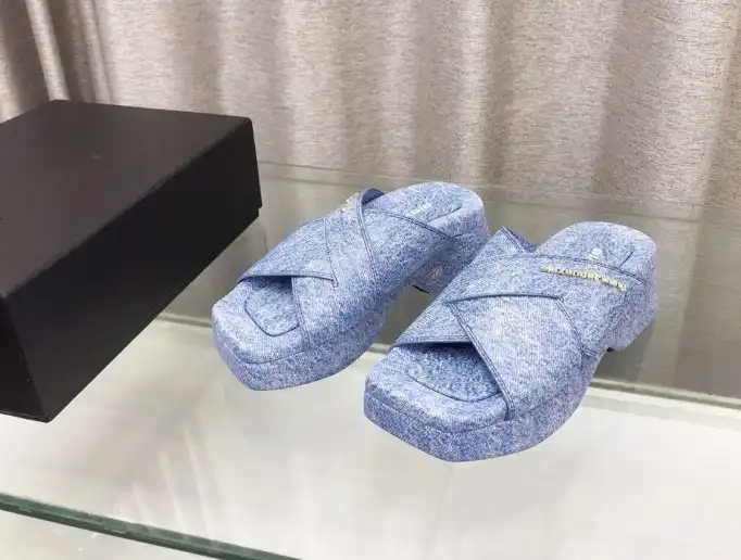 hype Alexander Wang Slippers