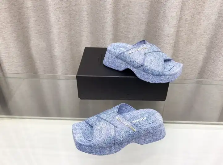 hype Alexander Wang Slippers