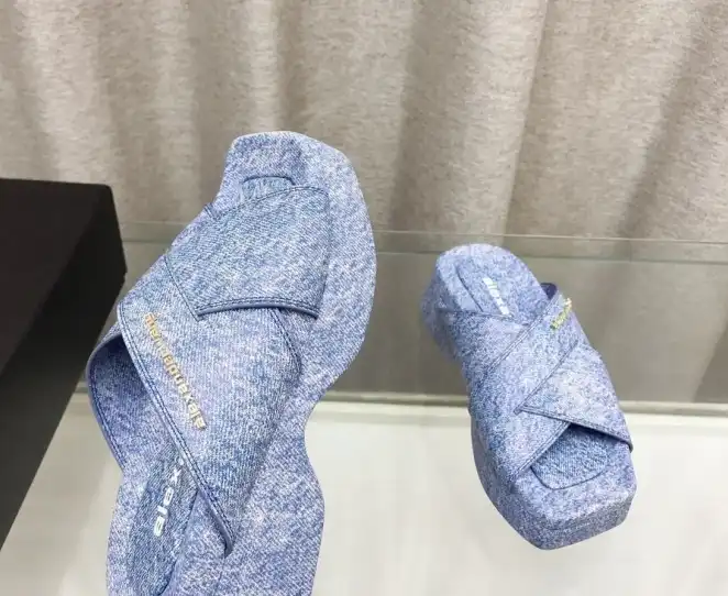 hype Alexander Wang Slippers