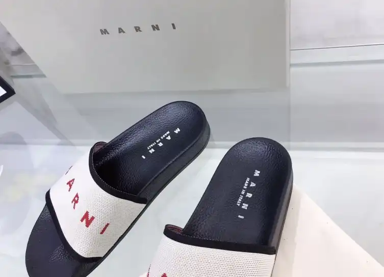 hype Other Slippers