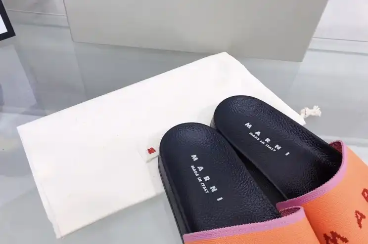 hype Other Slippers