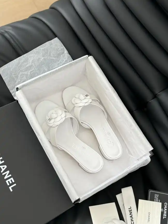 hype Chanel Slippers