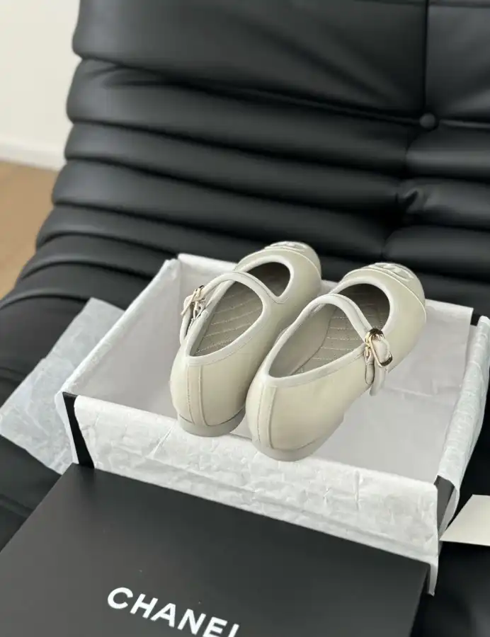 hype Chanel Flat Shoes