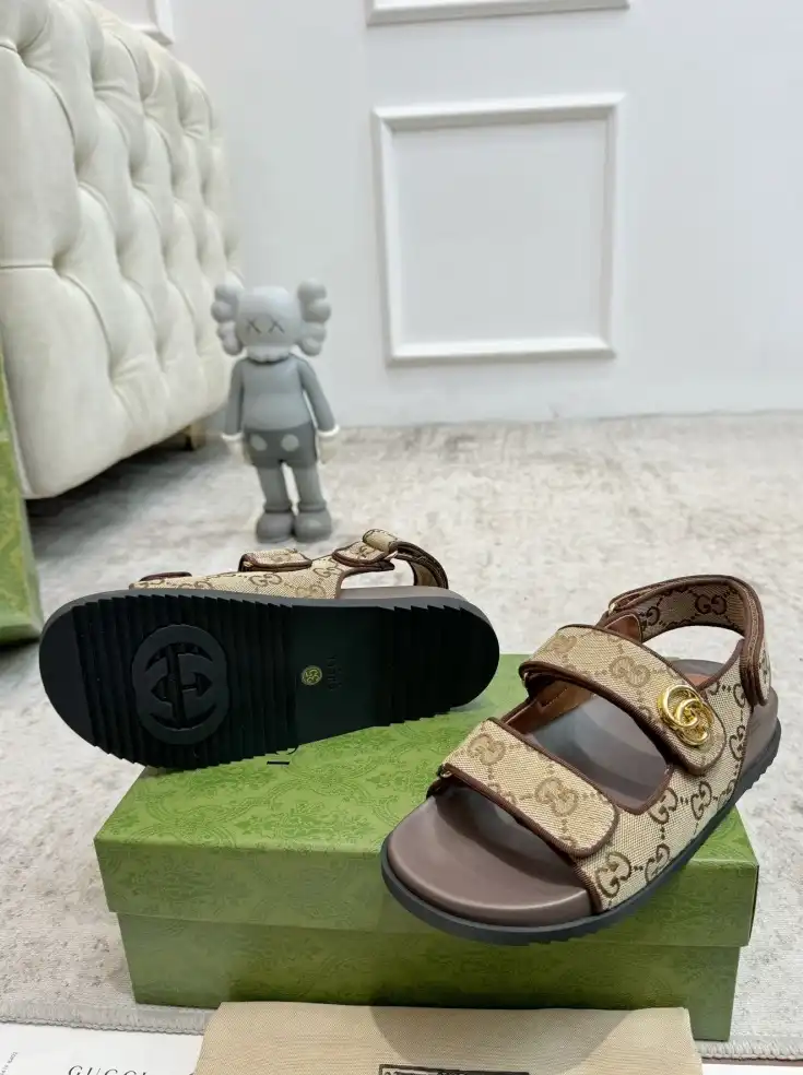 hype Gucci Sandals