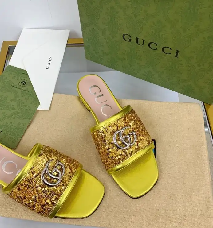 hype Gucci Slippers