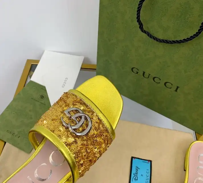 hype Gucci Slippers