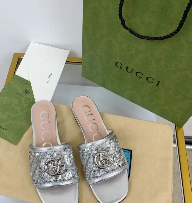 hype Gucci Slippers