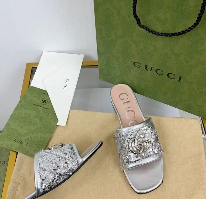 hype Gucci Slippers