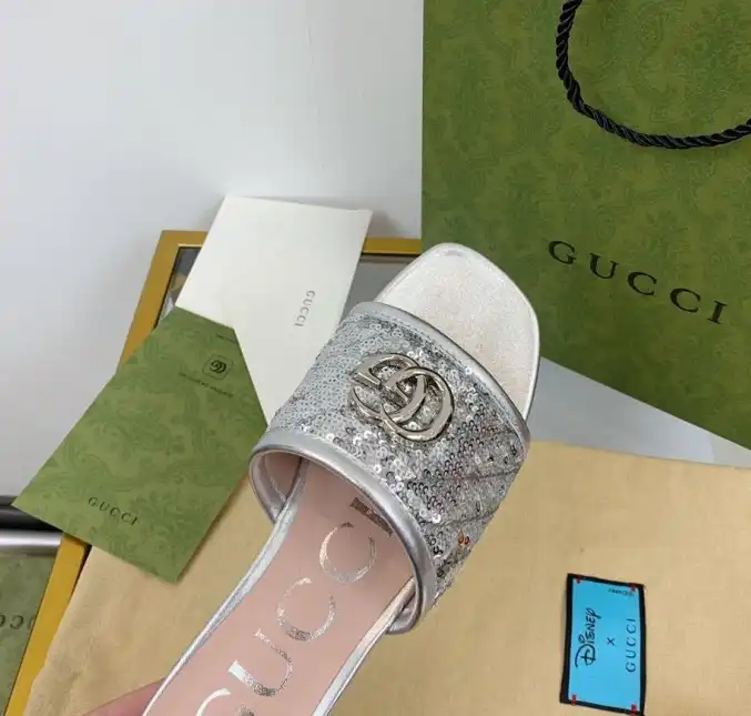 hype Gucci Slippers