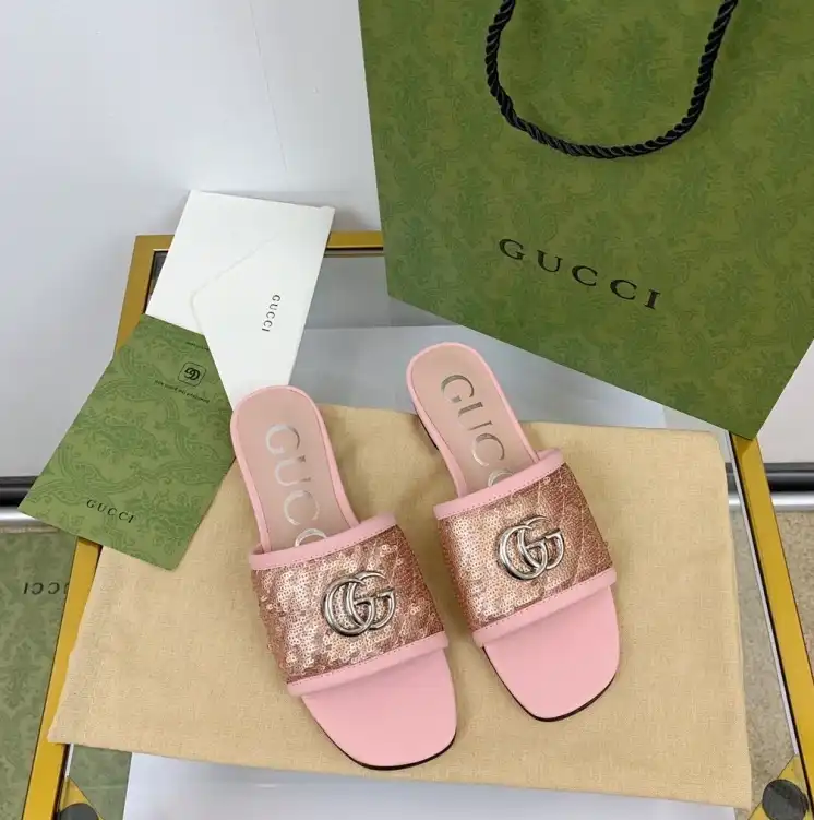 hype Gucci Slippers