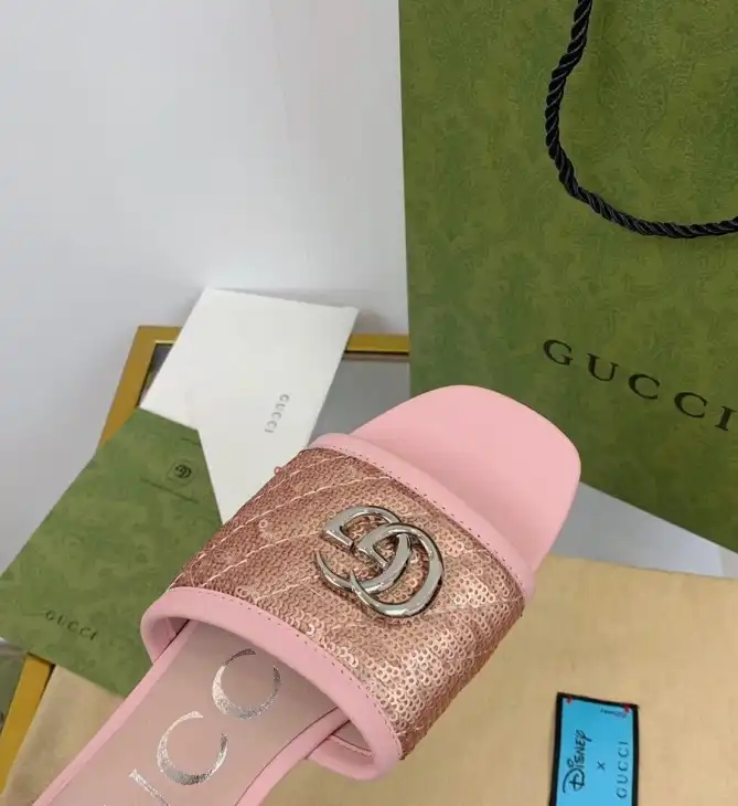 hype Gucci Slippers