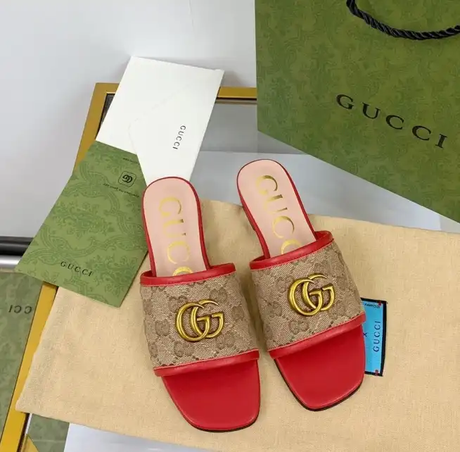 hype Gucci Slippers