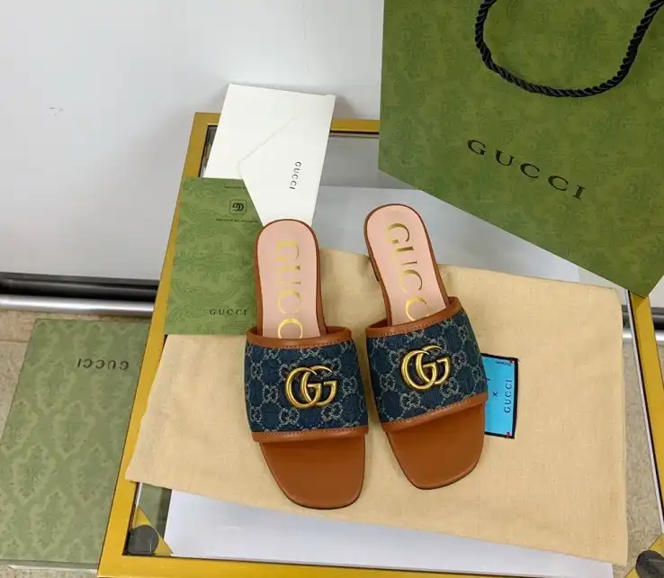 hype Gucci Slippers