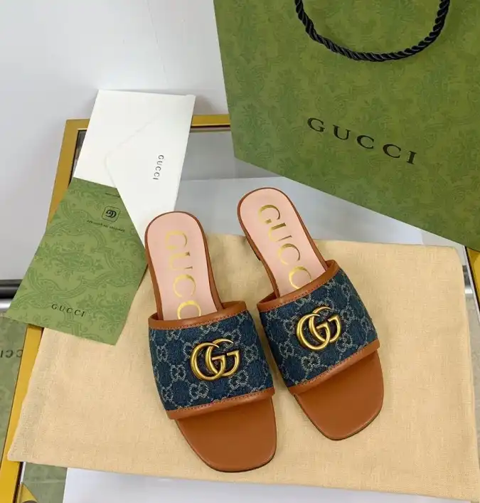 hype Gucci Slippers