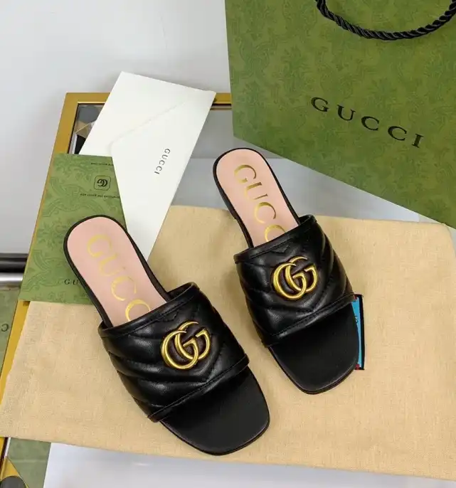 hype Gucci Slippers