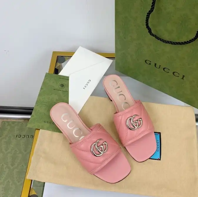 hype Gucci Slippers