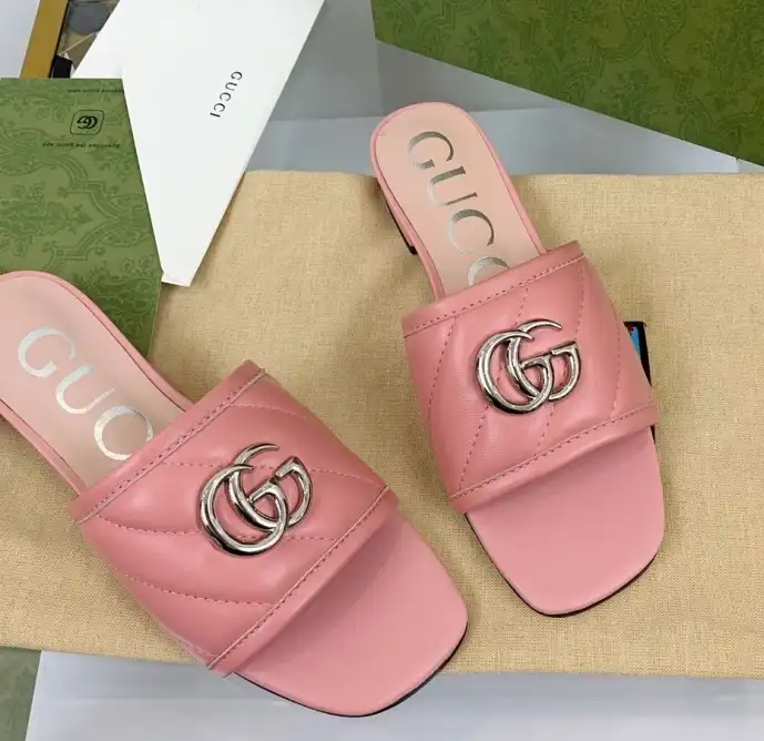 hype Gucci Slippers