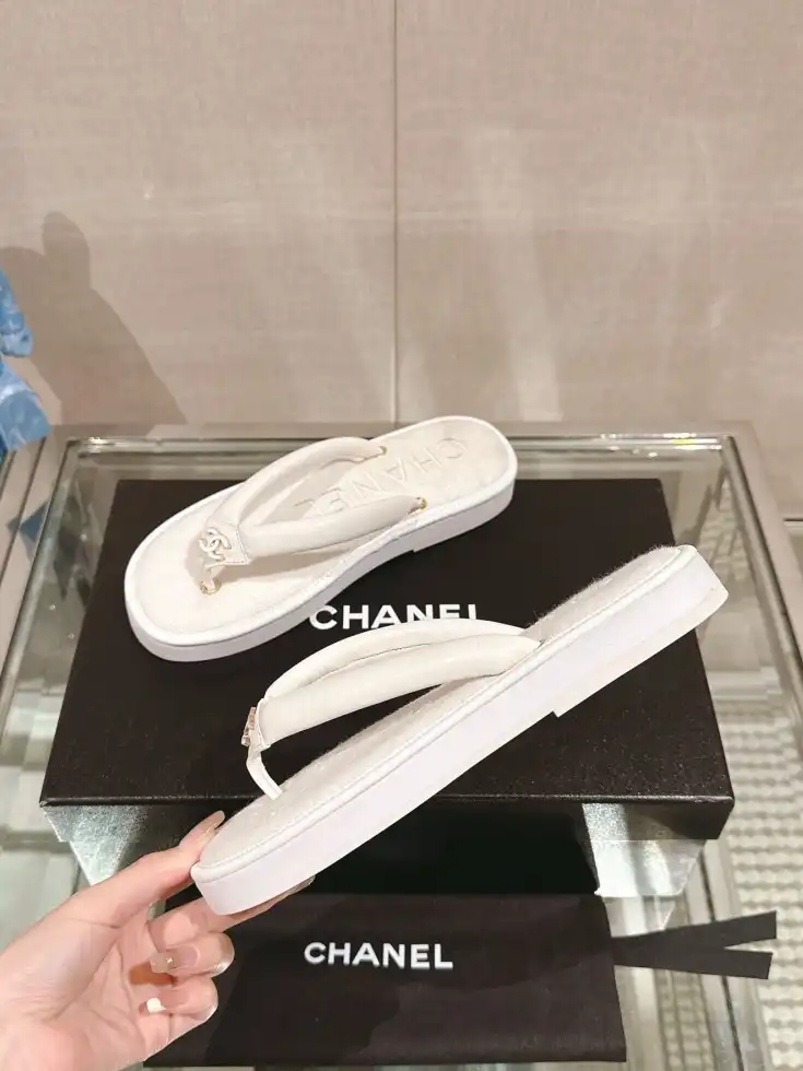 hype Chanel Slippers