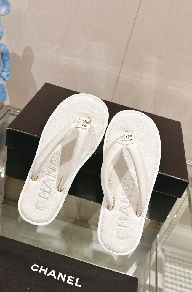 hype Chanel Slippers