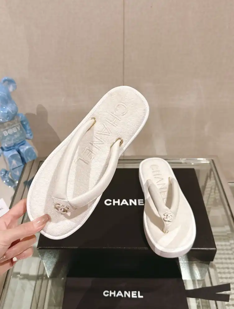 hype Chanel Slippers