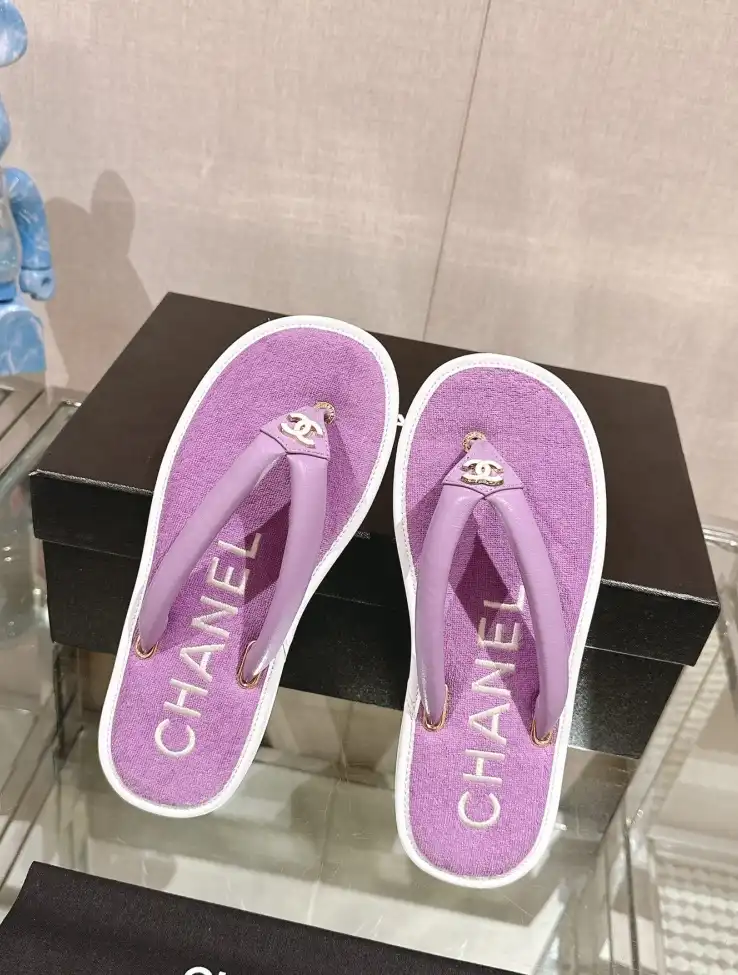 hype Chanel Slippers