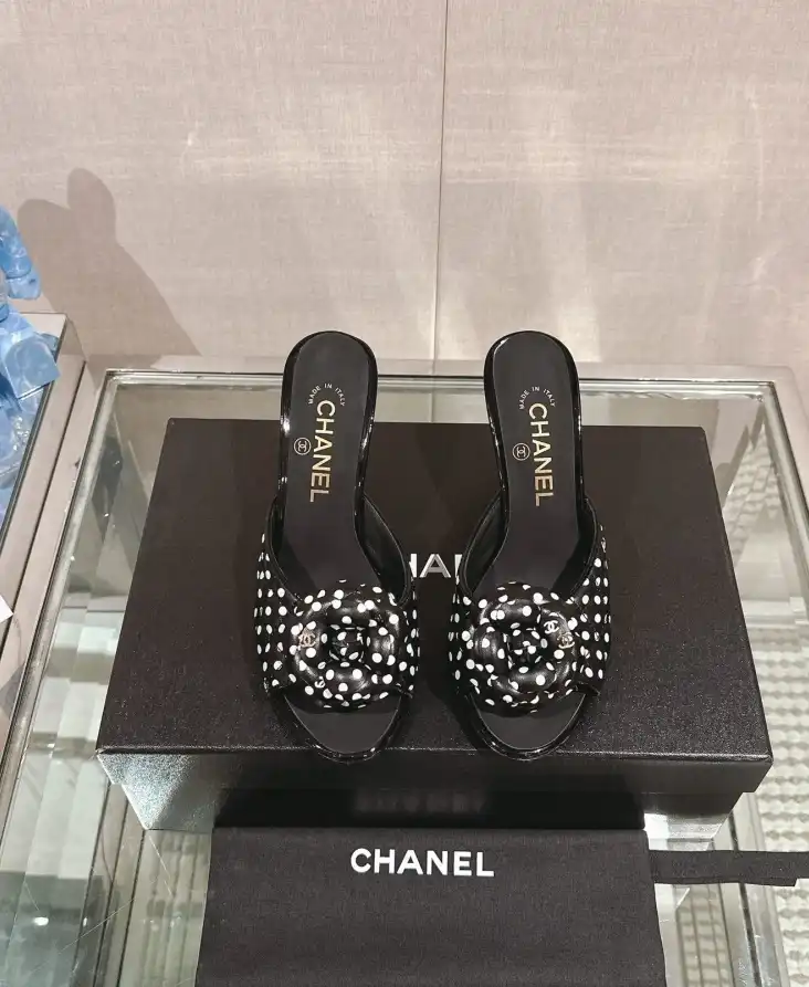 hype Chanel High Heels