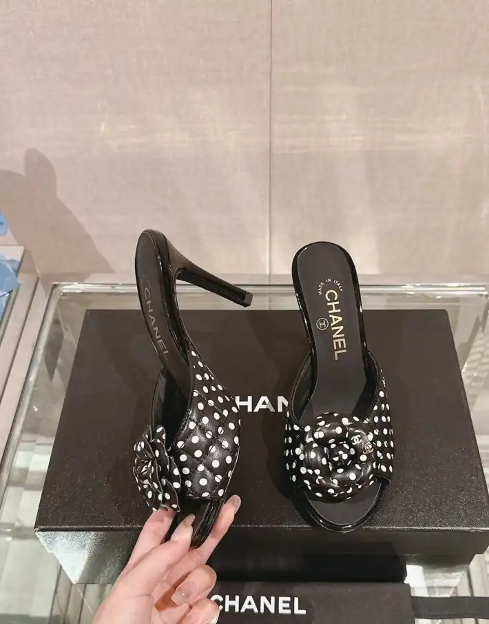 hype Chanel High Heels