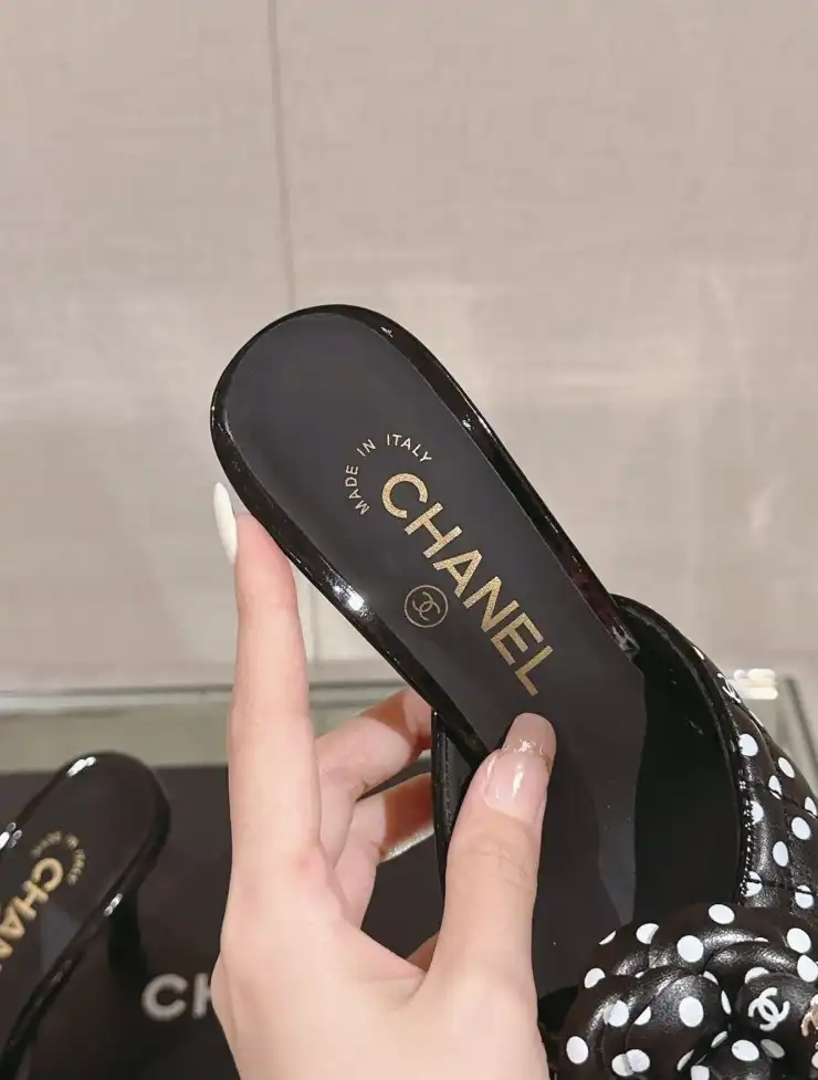 hype Chanel High Heels