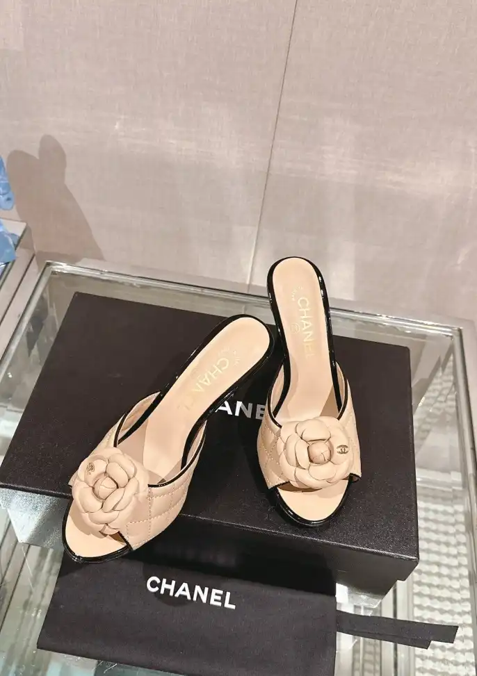 hype Chanel High Heels