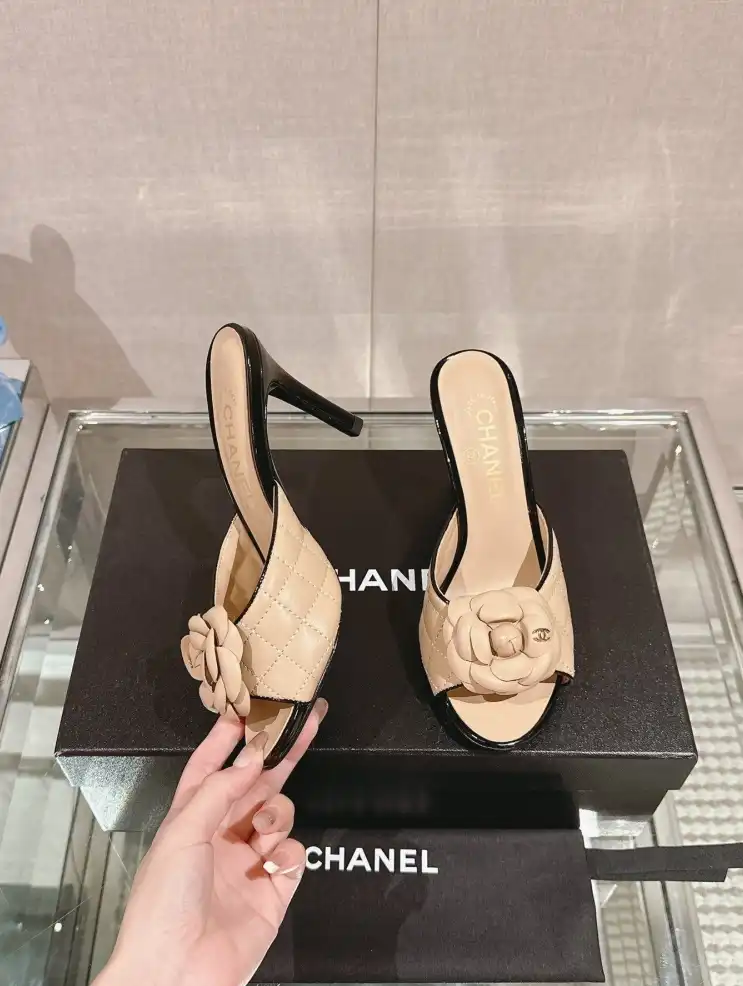 hype Chanel High Heels