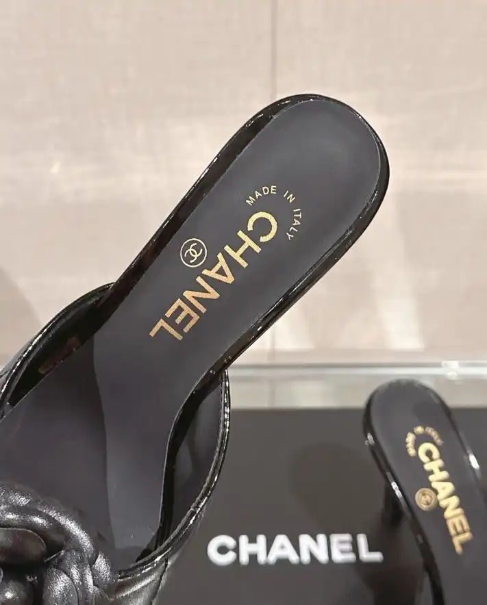 hype Chanel High Heels