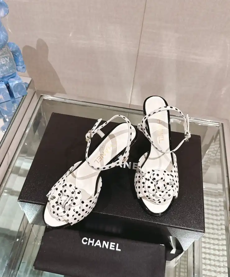 hype Chanel High Heels