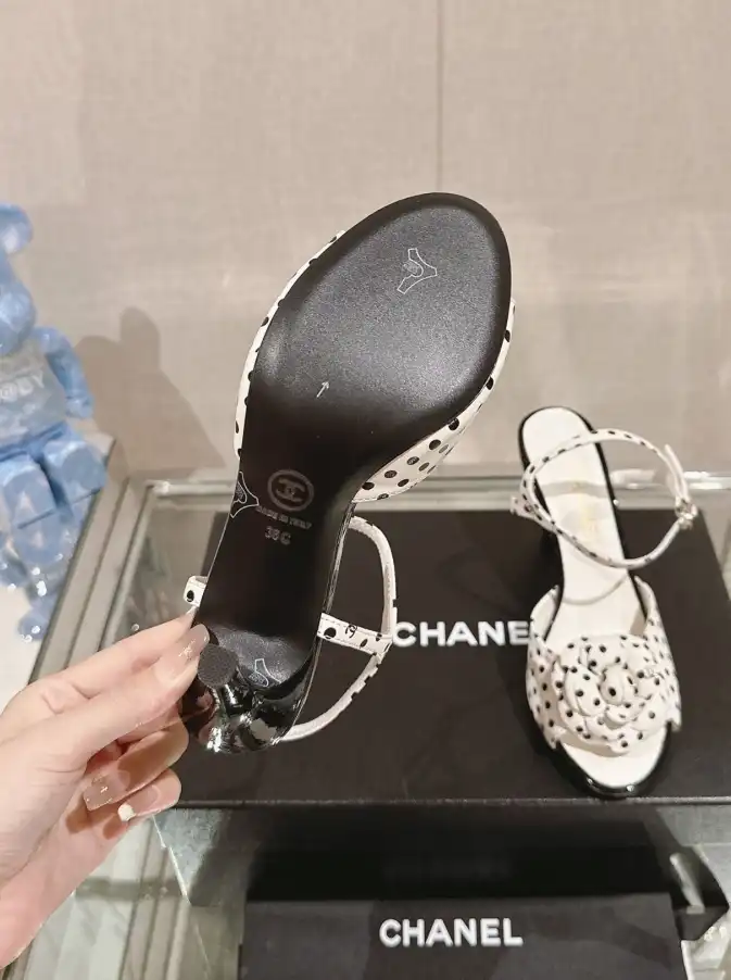 hype Chanel High Heels