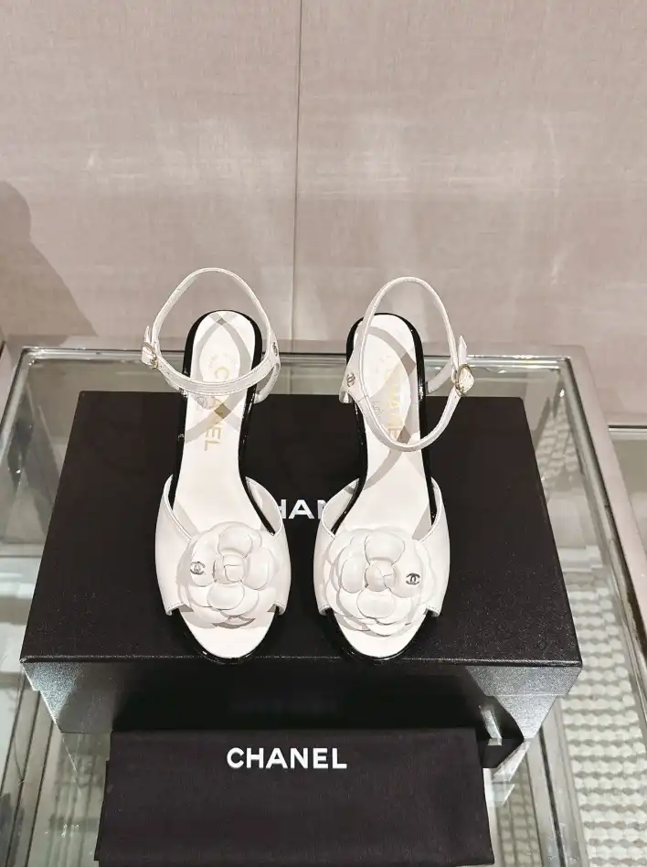 hype Chanel High Heels